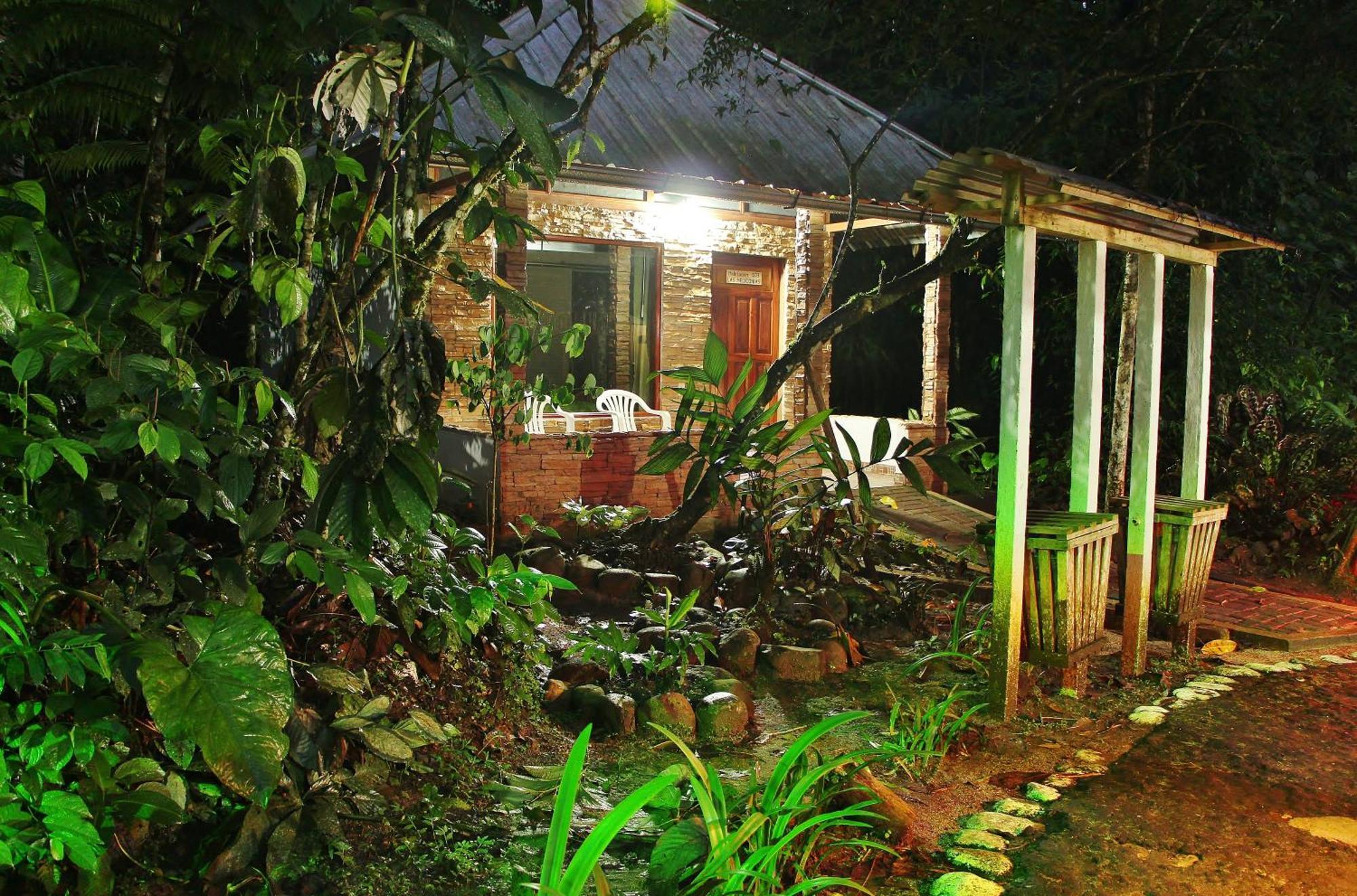 Hosteria El Paraiso De Las Orquideas Archidona Ruang foto