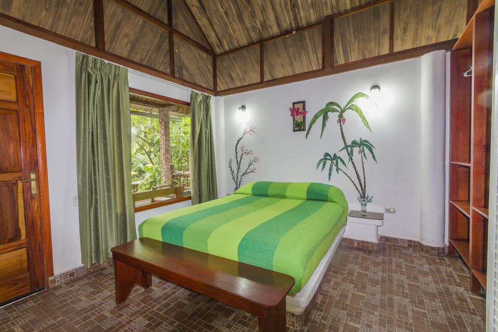 Hosteria El Paraiso De Las Orquideas Archidona Bagian luar foto